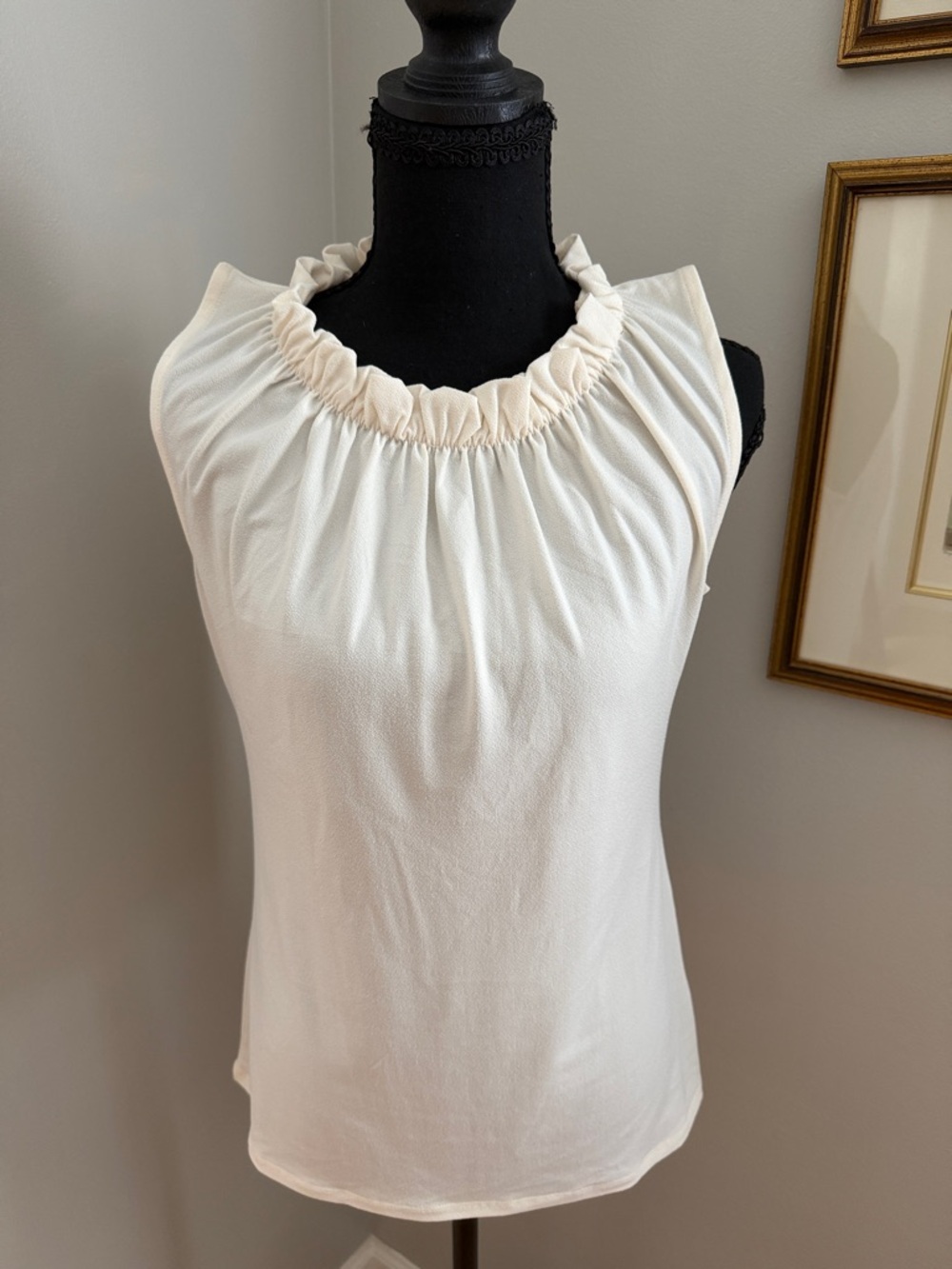 Banana Republic Cream Gathered Neck Sleeveless Camisole